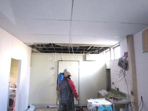設置作業